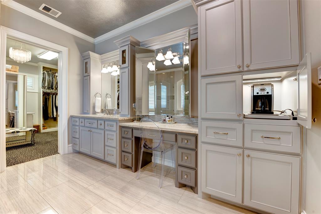 13906 Saint Marys Lane, Houston, Texas image 31