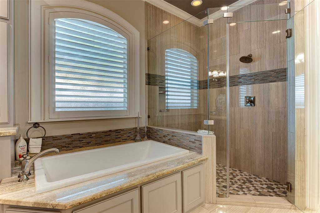 13906 Saint Marys Lane, Houston, Texas image 30