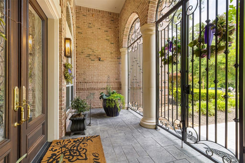 23303 Holly Creek Trail