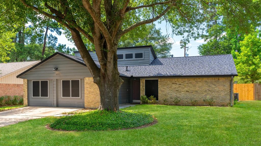1611 Cantrell Boulevard, Conroe, Texas image 2