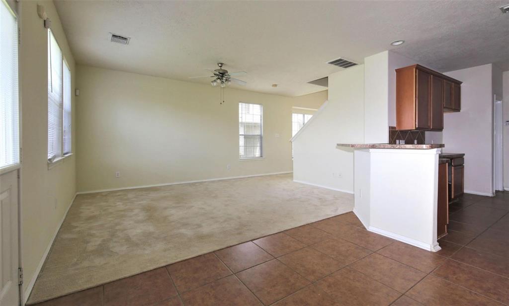 251 Drake Run, League City, Texas image 7