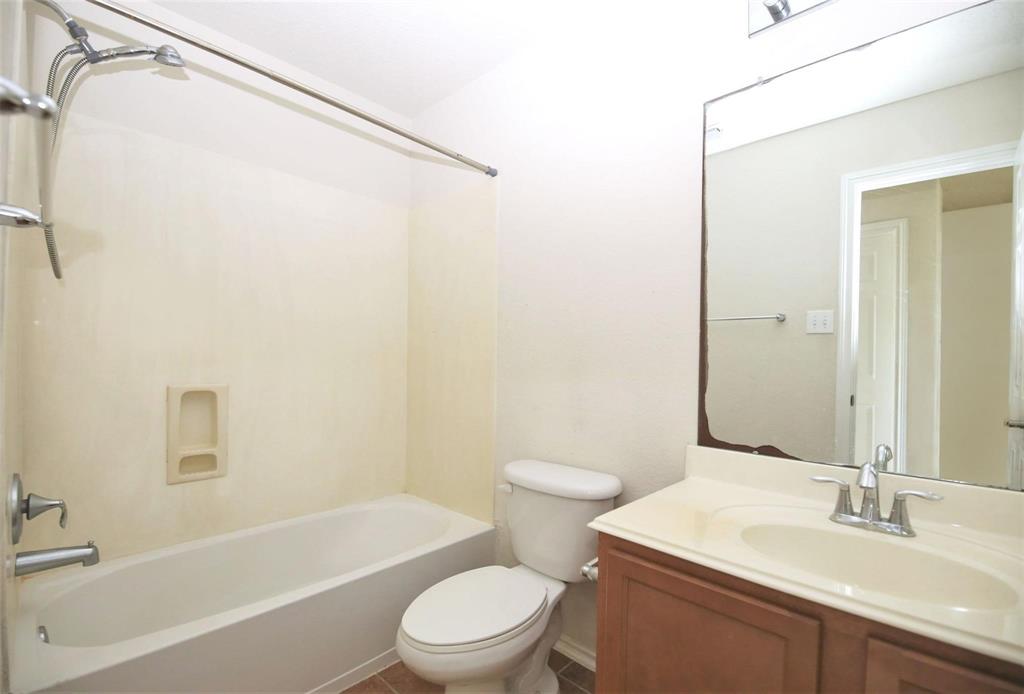 251 Drake Run, League City, Texas image 20