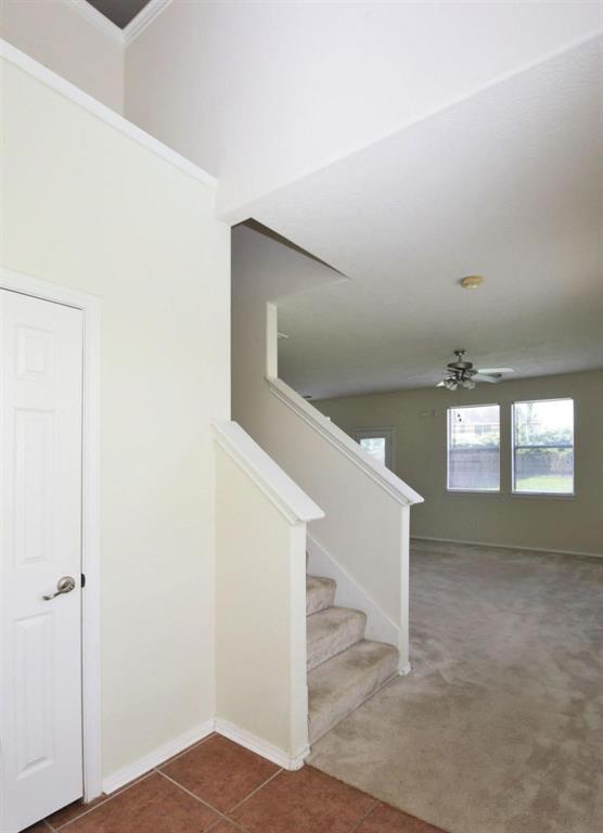 251 Drake Run, League City, Texas image 3