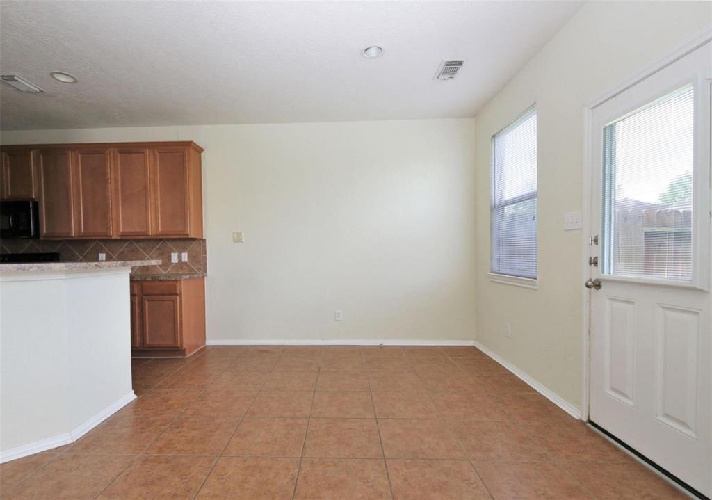 251 Drake Run, League City, Texas image 6