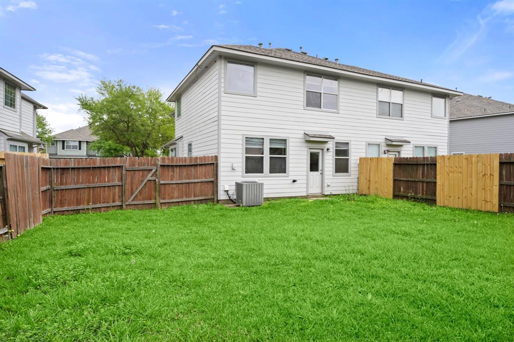 251 Drake Run, League City, Texas image 24