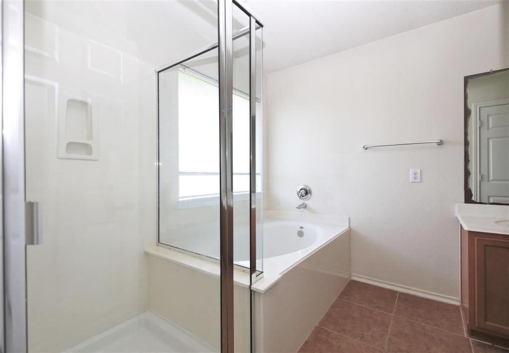 251 Drake Run, League City, Texas image 15