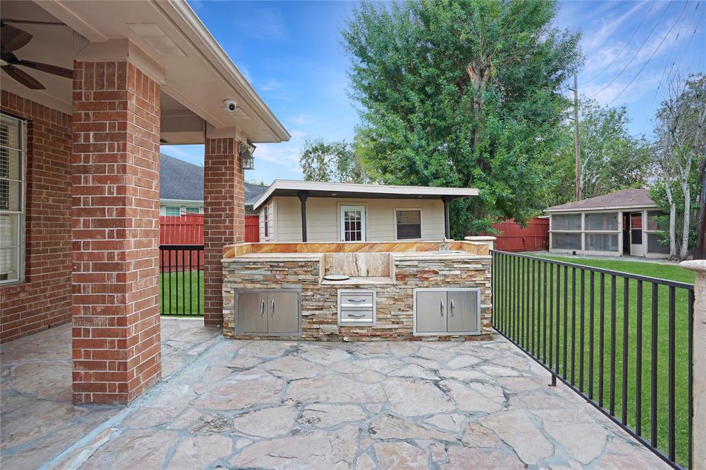 15426 Oak Lake Glen Drive, Sugar Land, Texas image 14