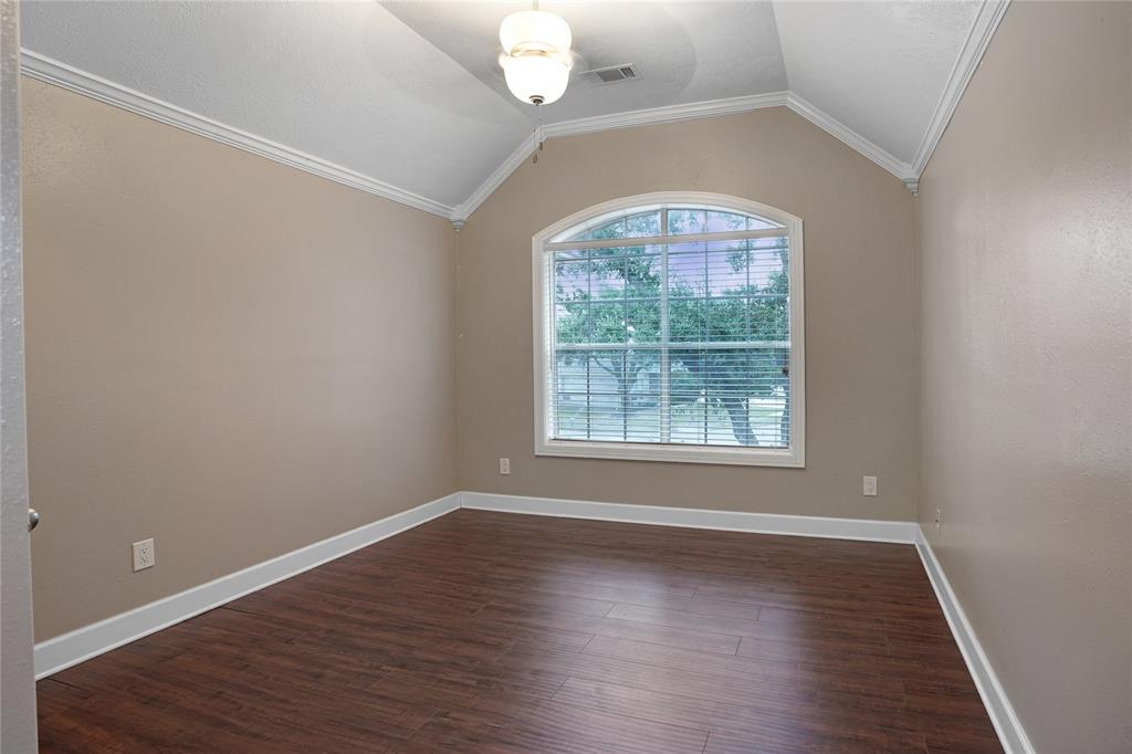 15426 Oak Lake Glen Drive, Sugar Land, Texas image 9