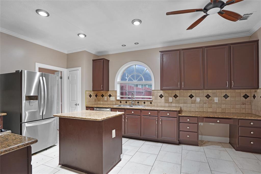 15426 Oak Lake Glen Drive, Sugar Land, Texas image 6