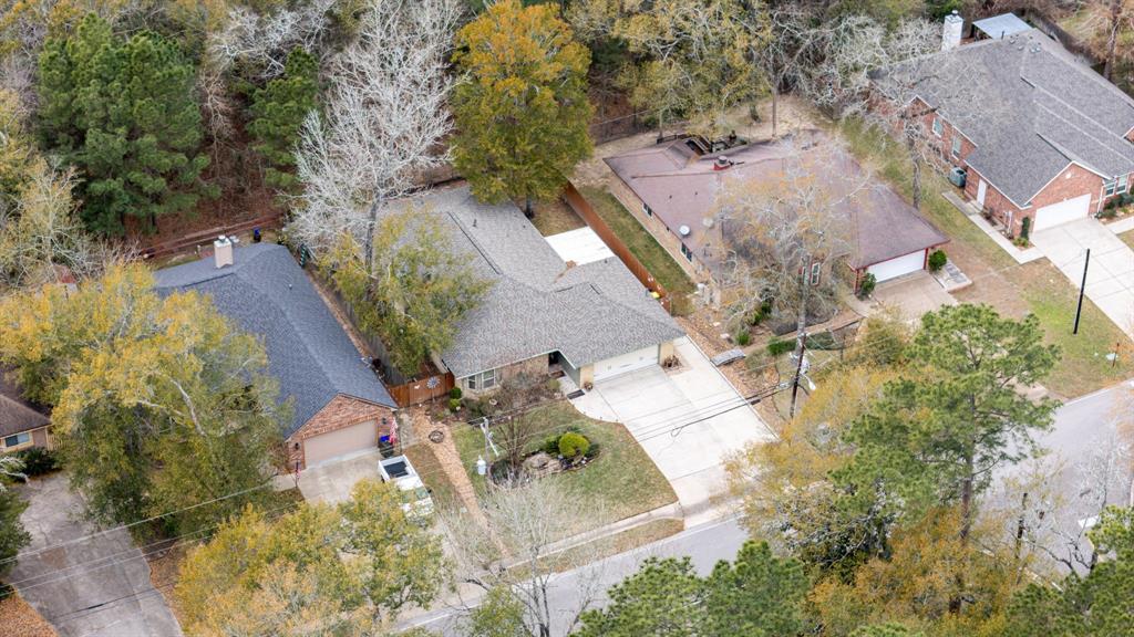 375 Rolling Hills Drive, Conroe, Texas image 36