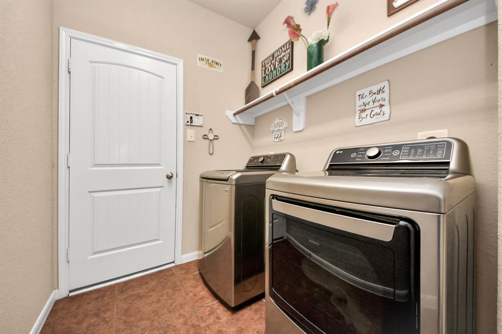 7403 Northfork Drive, Pearland, Texas image 28