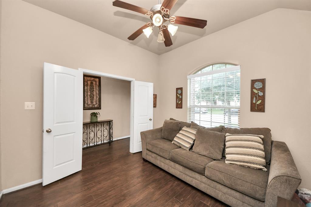 7403 Northfork Drive, Pearland, Texas image 6