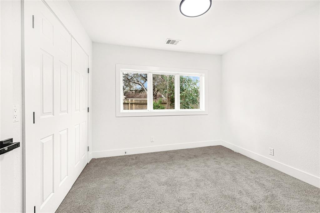 8631 Mcdade Street, Houston, Texas image 18