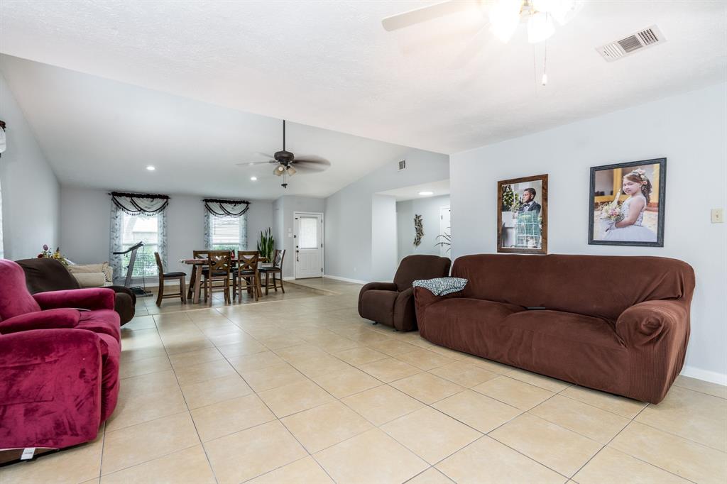 5502 Canyon Forest Drive