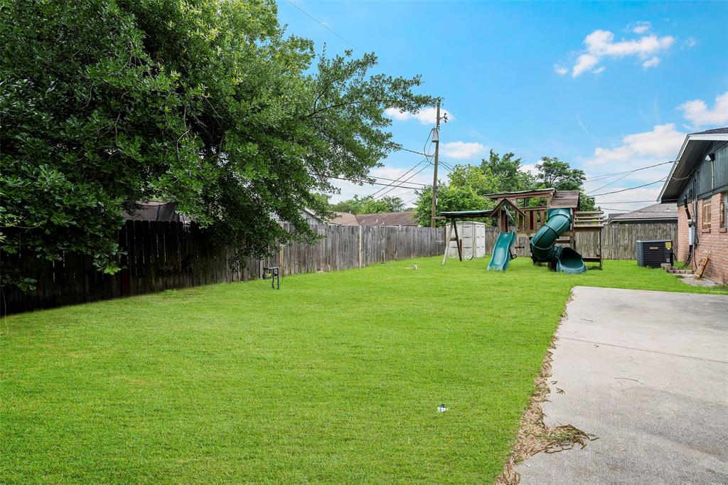 2413 Raspberry Lane, Pasadena, Texas image 9