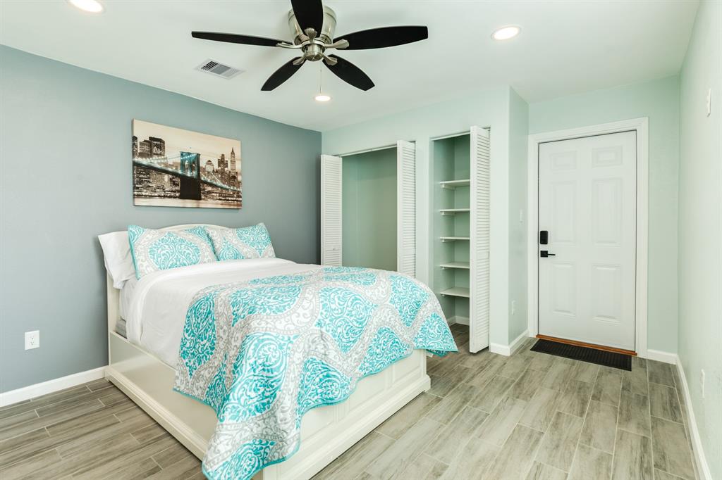 1014 11th Street, Galveston, Texas image 12