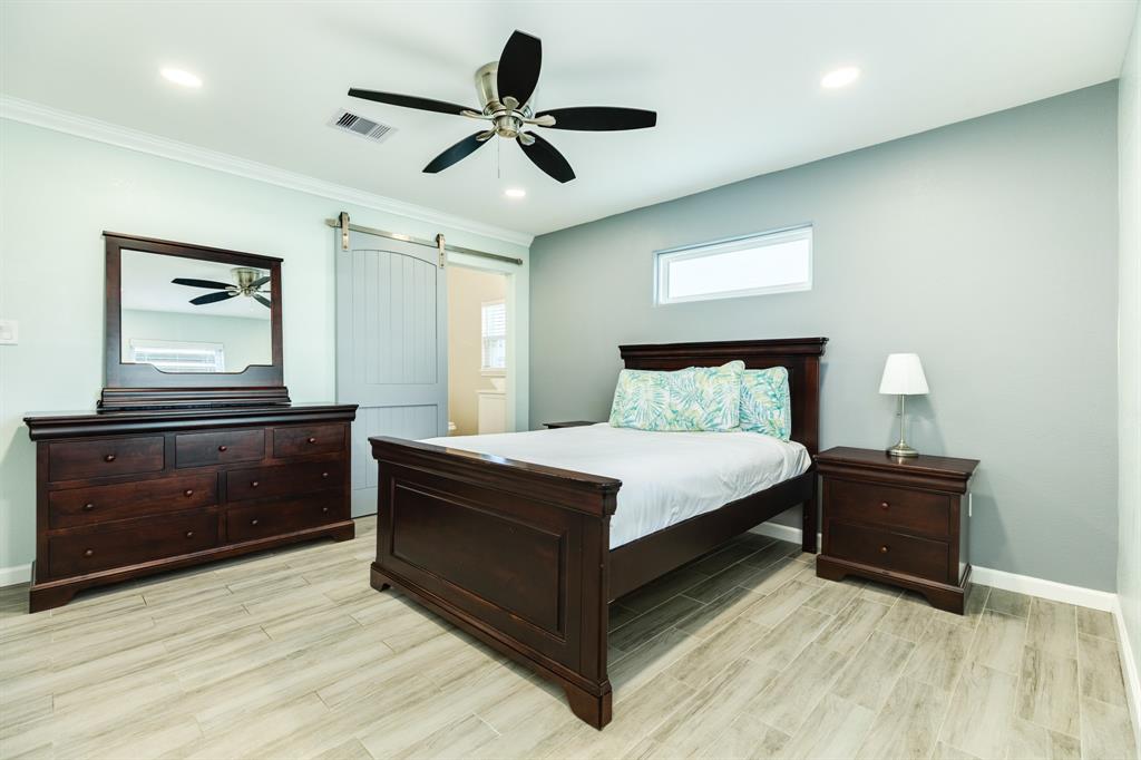1014 11th Street, Galveston, Texas image 7