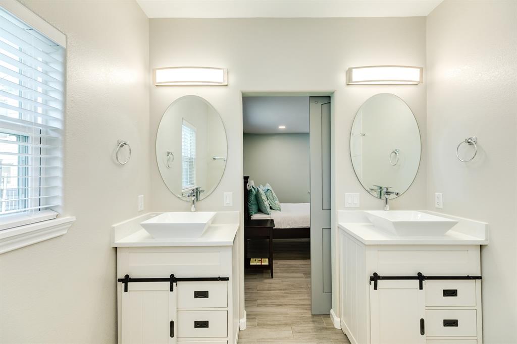 1014 11th Street, Galveston, Texas image 10