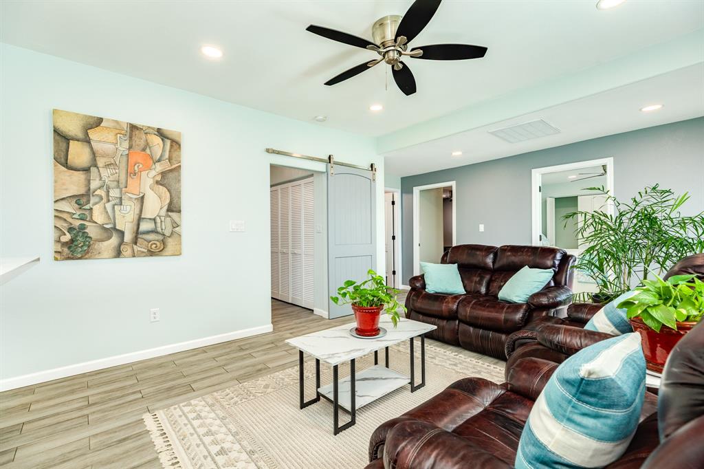 1014 11th Street, Galveston, Texas image 6