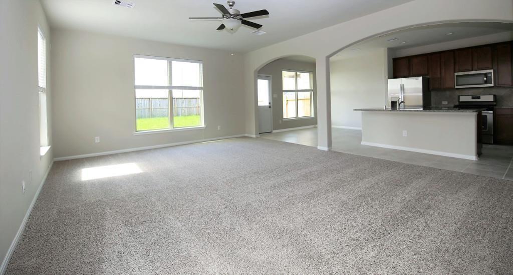 8014 Oxbow Manor Lane, Cypress, Texas image 3
