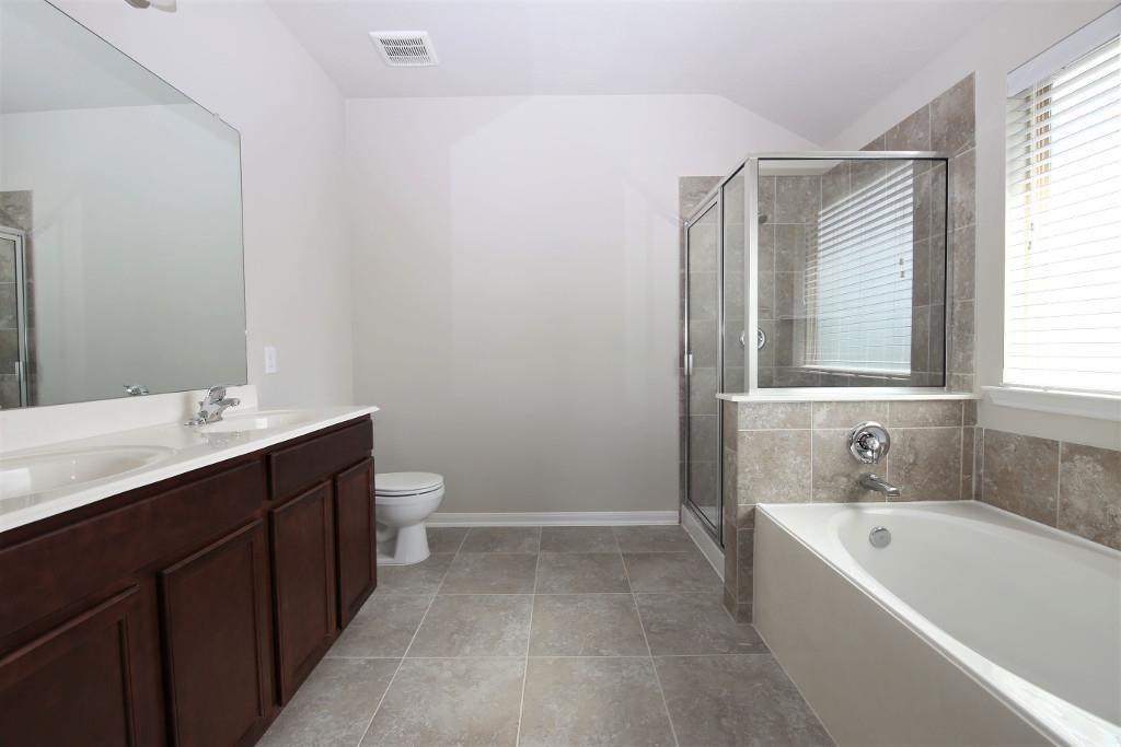 8014 Oxbow Manor Lane, Cypress, Texas image 10
