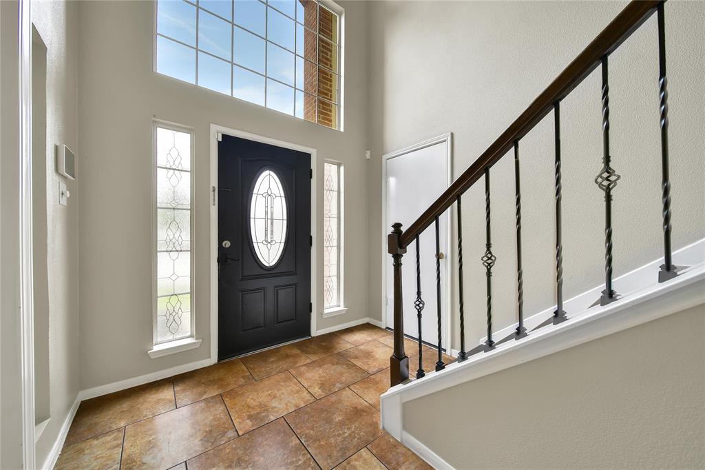 5614 Calamus Circle, Baytown, Texas image 3