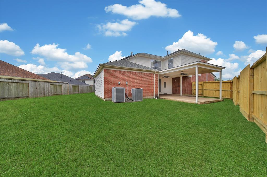 5614 Calamus Circle, Baytown, Texas image 24