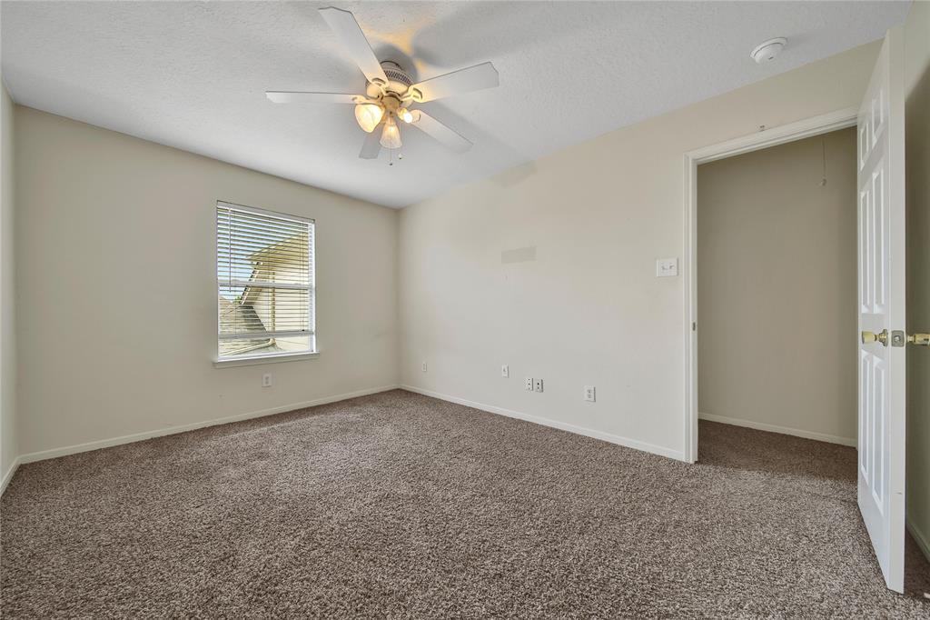 5614 Calamus Circle, Baytown, Texas image 21