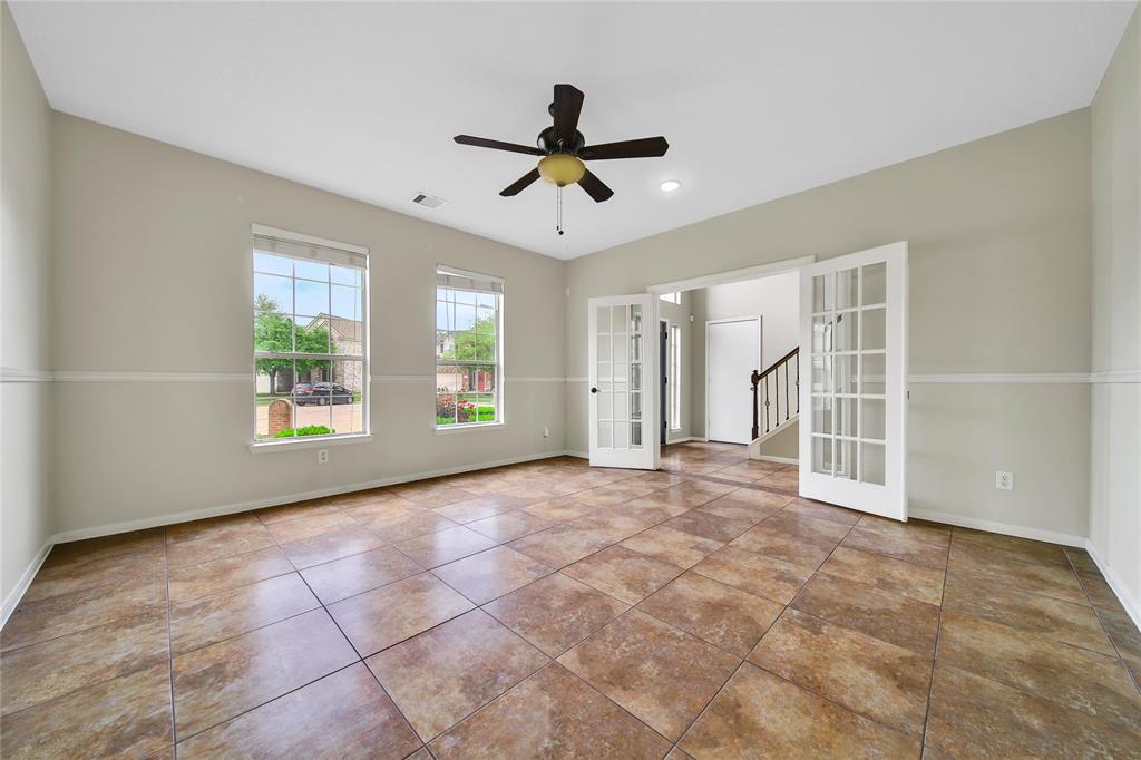 5614 Calamus Circle, Baytown, Texas image 14