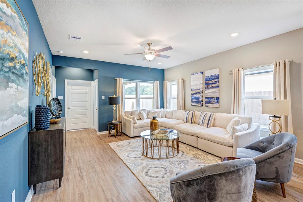 1602 River Scene Trail, Dayton, Texas image 3