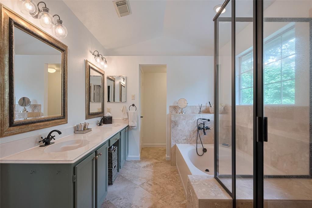 23 E Copper Sage Circle, The Woodlands, Texas image 42