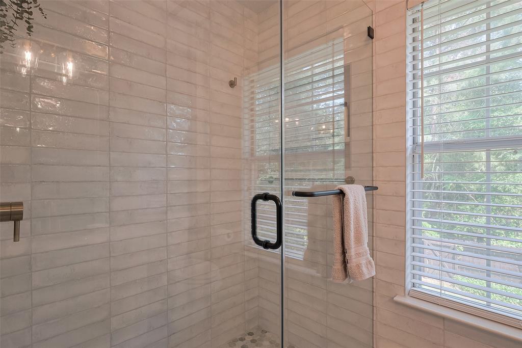 23 E Copper Sage Circle, The Woodlands, Texas image 36