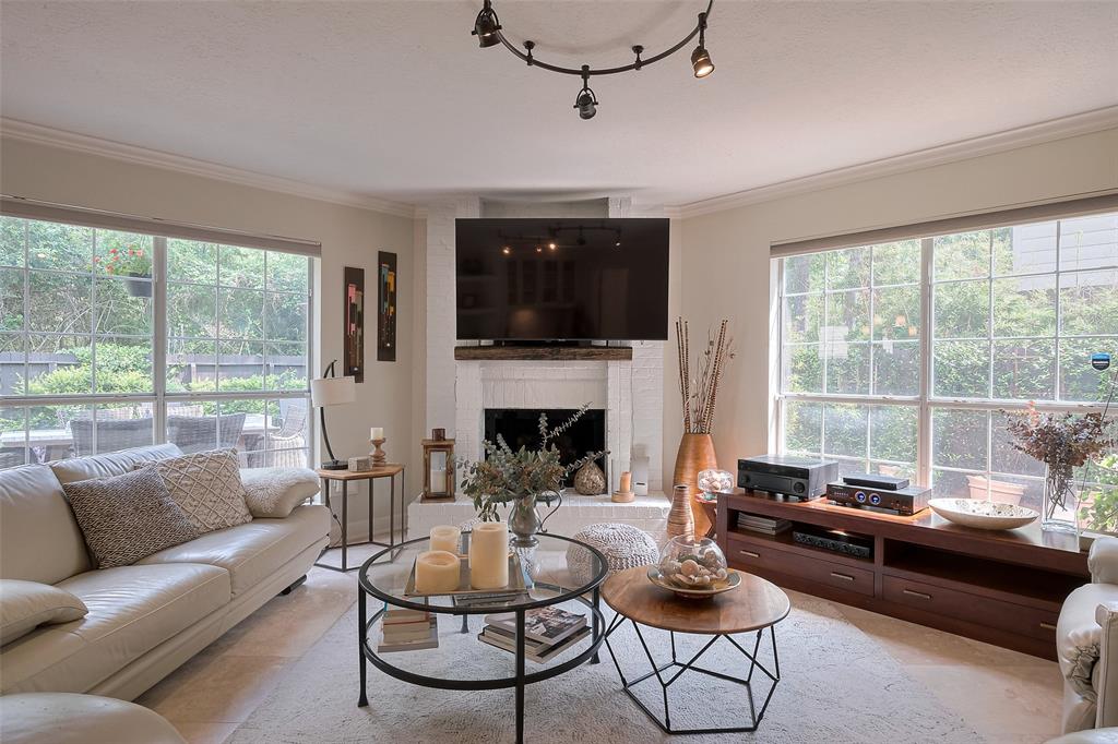 23 E Copper Sage Circle, The Woodlands, Texas image 10
