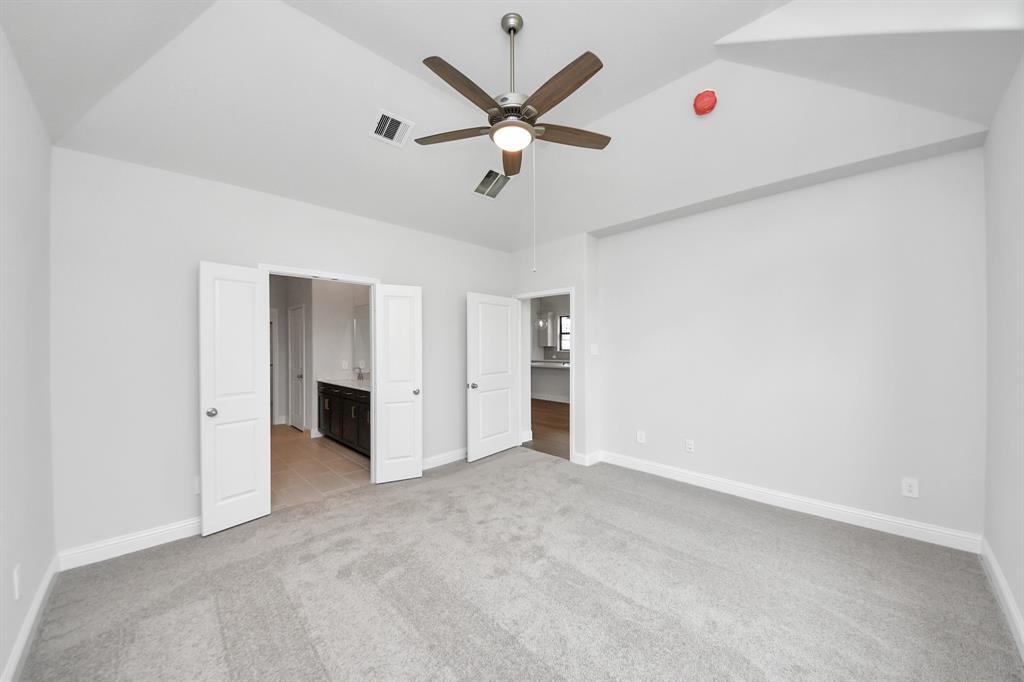10319 Tranquil Lake Drive, Missouri City, Texas image 31