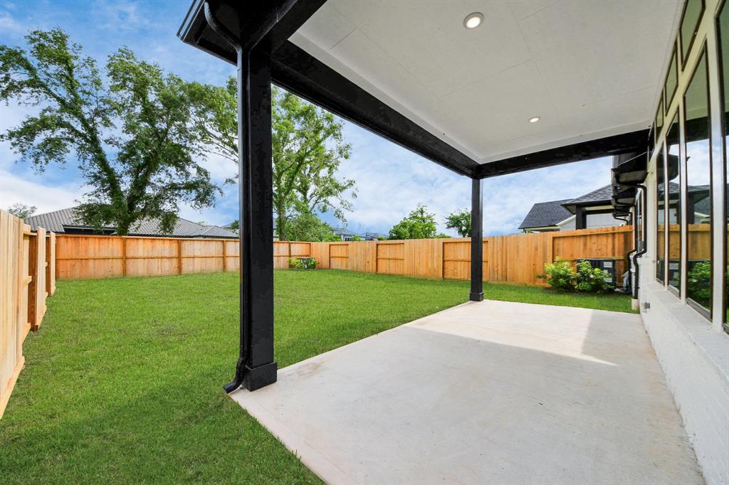 10319 Tranquil Lake Drive, Missouri City, Texas image 5