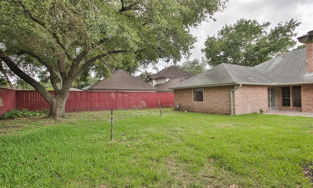 8325 Rio Grande Street, Jersey Village, Texas image 37