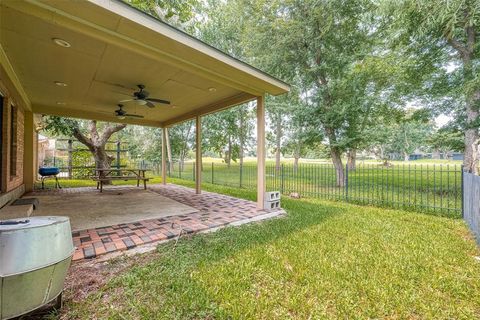 Single Family Residence in Richmond TX 1723 Rock Fence Drive.jpg