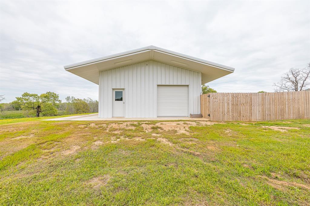 3209 W County Road 212, Buffalo, Texas image 45