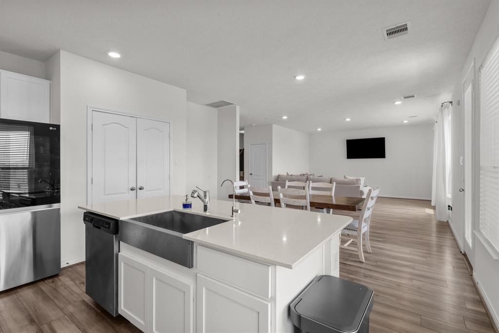 1103 Black Rail St St, La Marque, Texas image 6