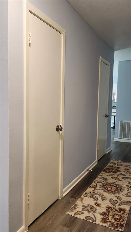 5246 Tavenor Lane, Houston, Texas image 19