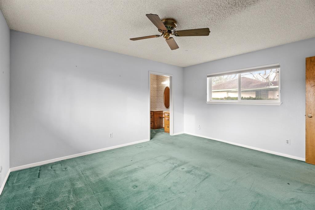 706 Quaker Drive, Friendswood, Texas image 17