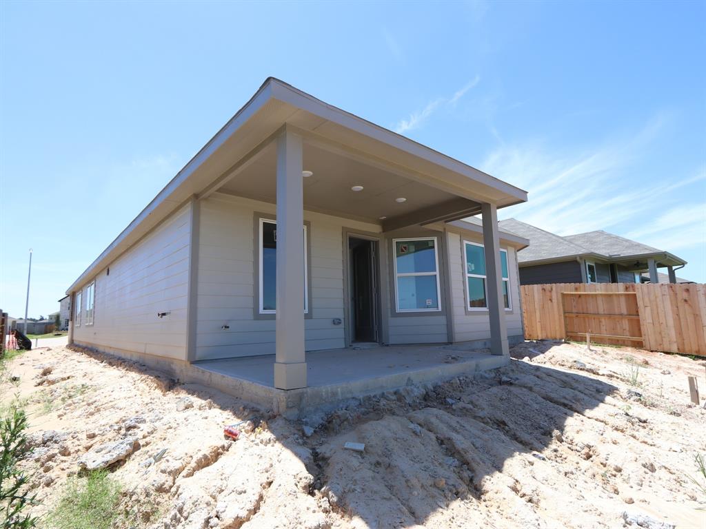 597 Copper Springs Drive, Magnolia, Texas image 5