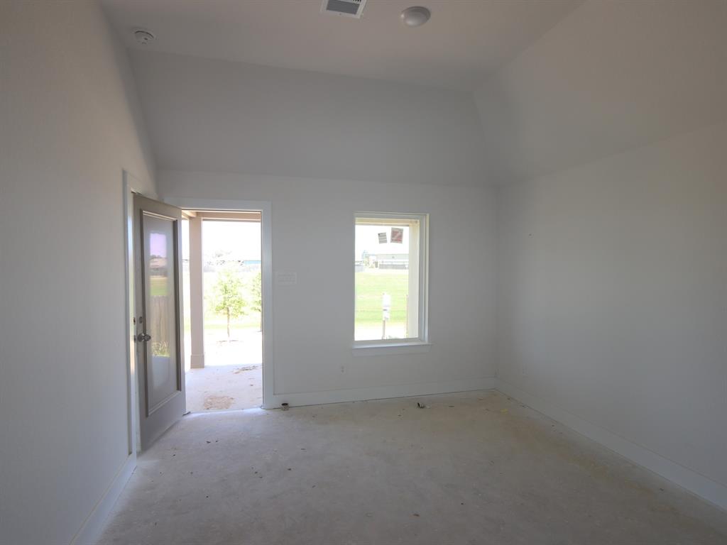 597 Copper Springs Drive, Magnolia, Texas image 11