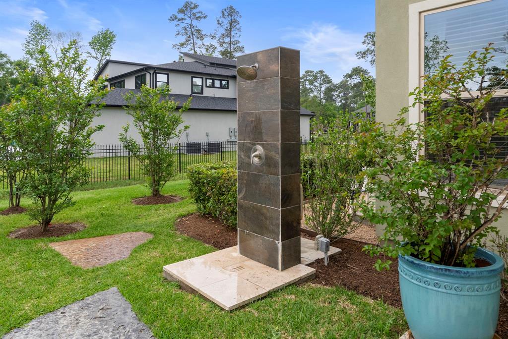 5106 Pine Wood Meadows Lane, Spring, Texas image 39
