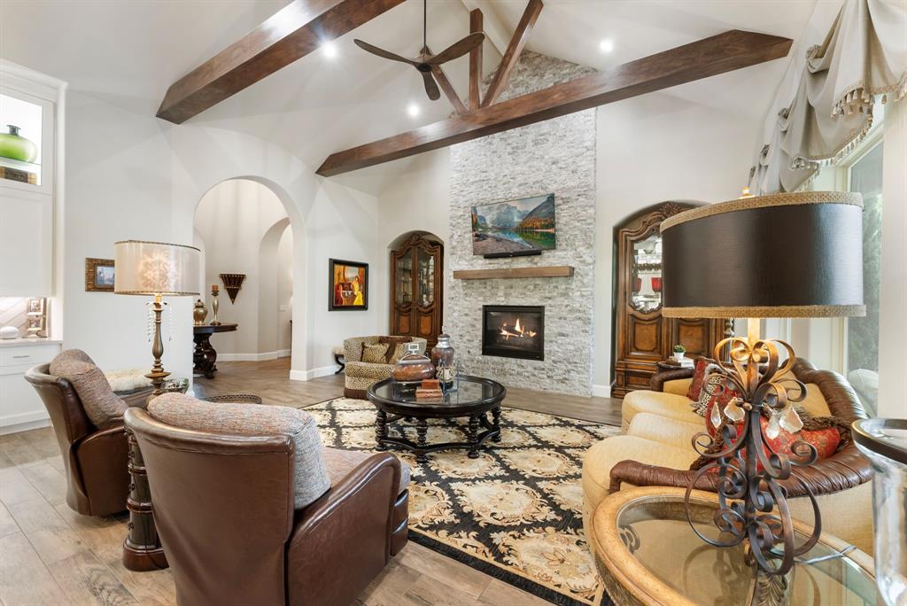 5106 Pine Wood Meadows Lane, Spring, Texas image 11