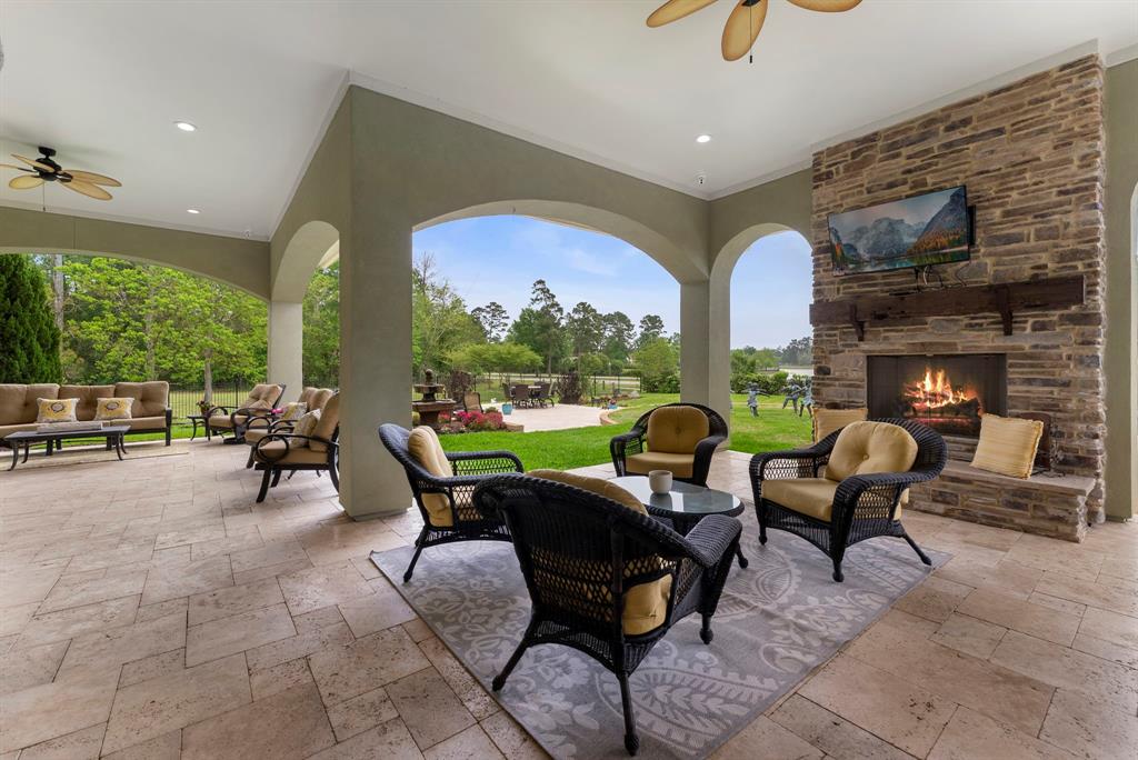 5106 Pine Wood Meadows Lane, Spring, Texas image 37