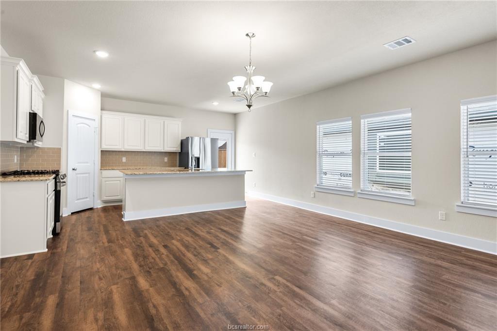 6114 Pocono Drive, College Station, Texas image 6