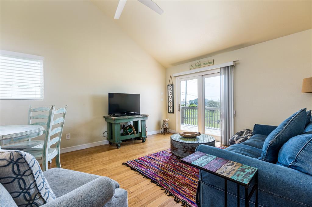 4215 San Jacinto Drive, Galveston, Texas image 10
