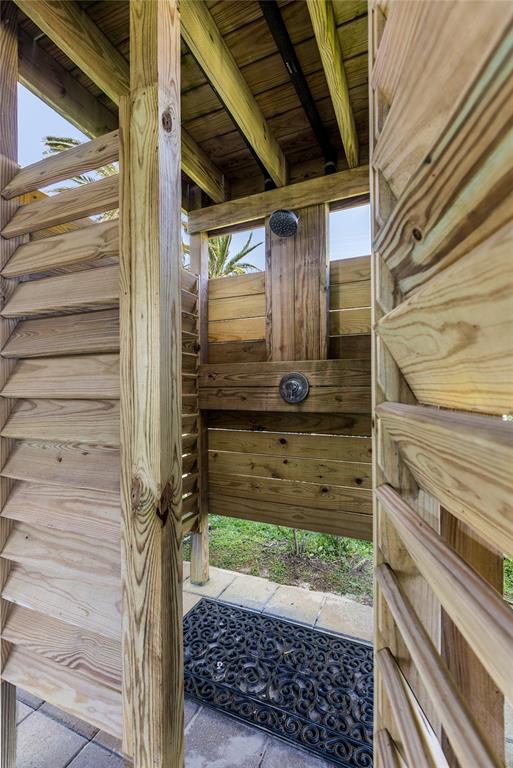 4215 San Jacinto Drive, Galveston, Texas image 21