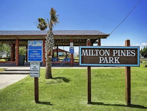 4215 San Jacinto Drive, Galveston, Texas image 34